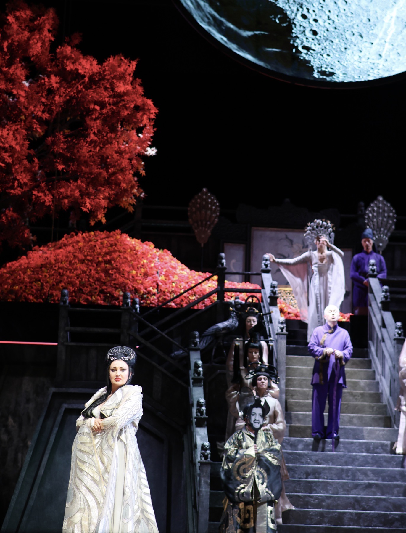 Ewa Płonka as Turandot