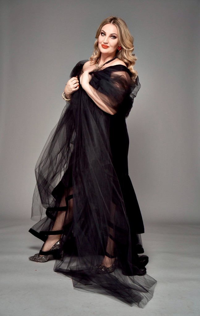 Ewa Płonka, dramatic soprano